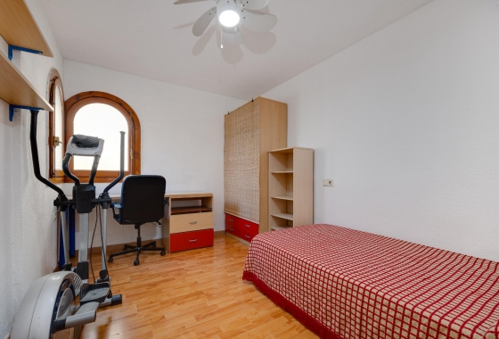 Перепродажа - Квартира - Torrevieja - La Mata
