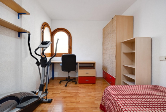 Перепродажа - Квартира - Torrevieja - La Mata