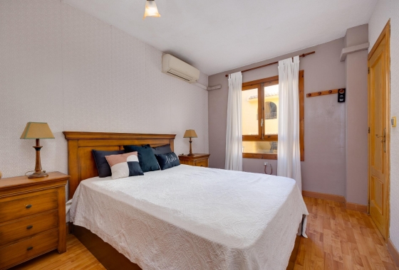 Перепродажа - Квартира - Torrevieja - La Mata