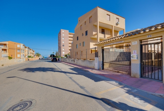 Перепродажа - Квартира - Torrevieja - La Mata