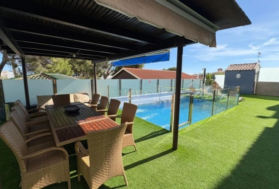 Reventa - Villa - Orihuela Costa - Costa Blanca