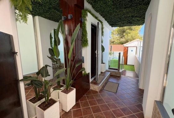 Reventa - Villa - Orihuela Costa - Costa Blanca