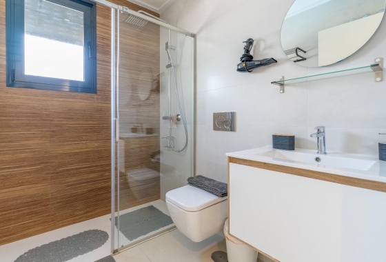 Reventa - Apartamento / piso - Torrevieja - Estacion De Autobuses