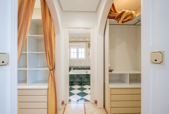 Reventa - Villa - Torrevieja - El Chaparral