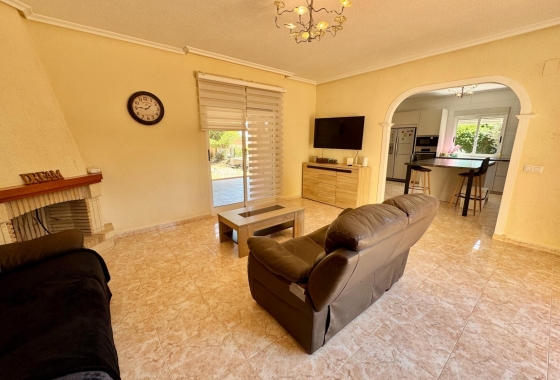 Reventa - Villa - Dolores - Cmno. Escorredor