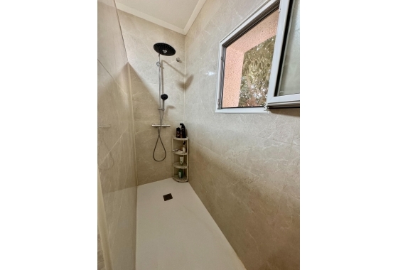 Reventa - Villa - Dolores - Cmno. Escorredor