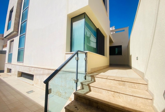 Reventa - Villa - Santiago de la Ribera - San Blas