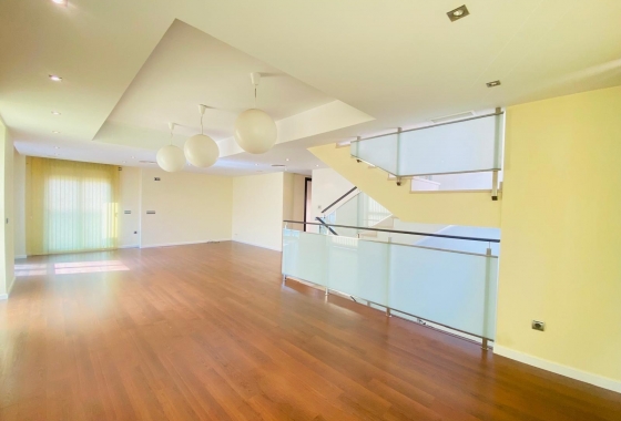 Reventa - Villa - Santiago de la Ribera - San Blas