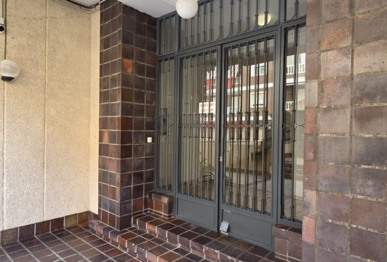 Reventa - Apartamento / piso - Torrevieja - Costa Blanca