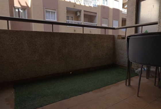 Reventa - Apartamento / piso - Torrevieja - Costa Blanca