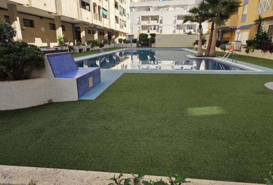 Reventa - Apartamento / piso - Torrevieja - Costa Blanca