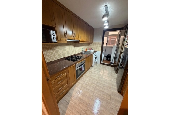 Reventa - Apartamento / piso - Torrevieja - Centro