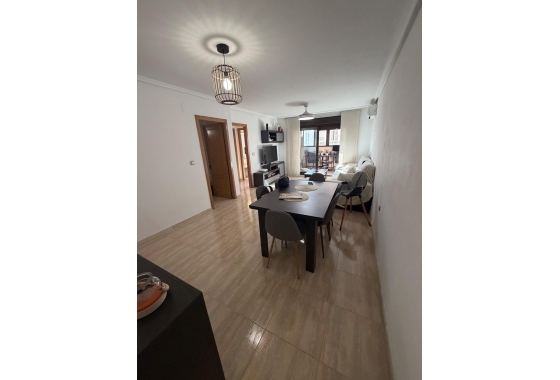 Reventa - Apartamento / piso - Torrevieja - Centro