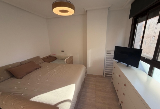 Reventa - Apartamento / piso - Torrevieja - Centro