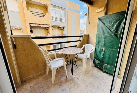 Reventa - Apartamento / piso - La Mata - Torrevista Playa