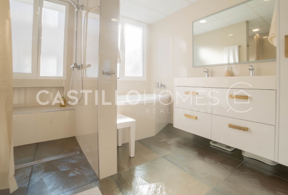 Reventa - Villa - Orihuela