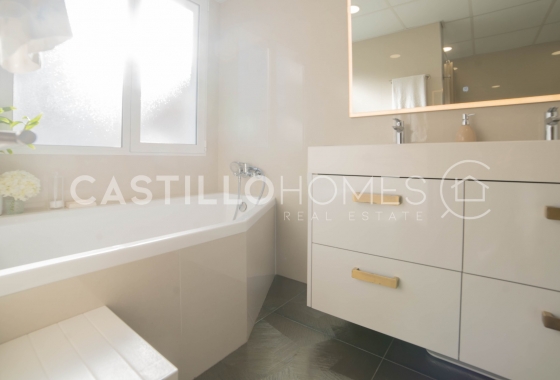 Reventa - Villa - Orihuela