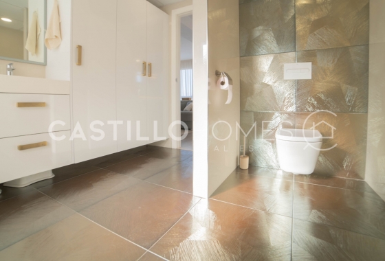 Reventa - Villa - Orihuela