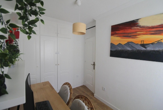 Reventa - Apartamento / piso - Torrevieja - Costa Blanca