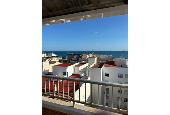 Reventa - Apartamento / piso - Torrevieja - Playa del Cura