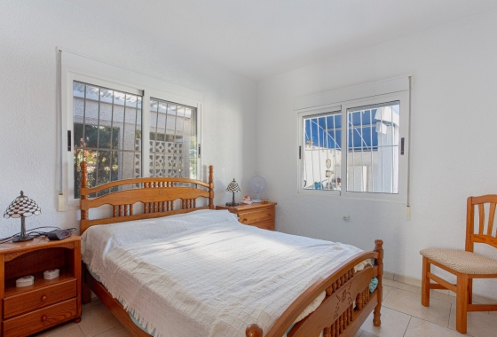 Reventa - Villa - Torrevieja - Costa Blanca