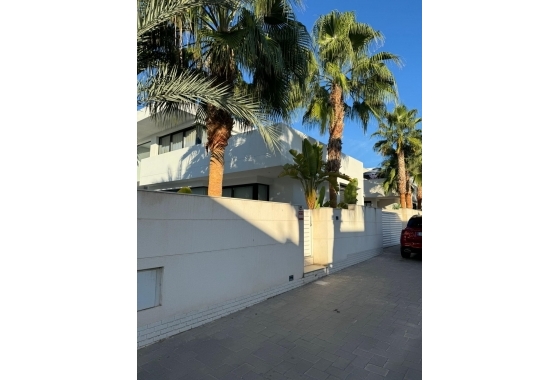 Reventa - Villa - Ciudad Quesada - Costa Blanca Sur