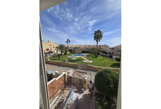 Reventa - Adosado - Torrevieja - aguas nuevas