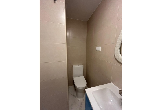 Reventa - Apartamento / piso - Torrevieja