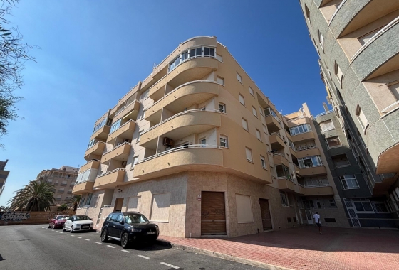 Reventa - Apartamento / piso - Torrevieja - Playa del Cura