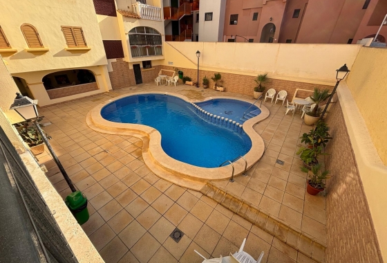 Reventa - Apartamento / piso - Torrevieja - Los Frutales