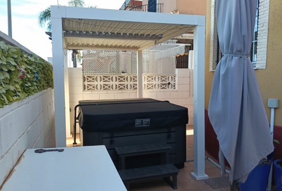 Reventa - Villa - Los Montesinos - La Herrada