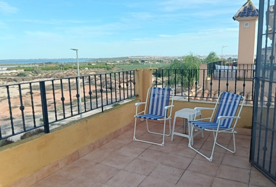 Reventa - Villa - Los Montesinos - La Herrada