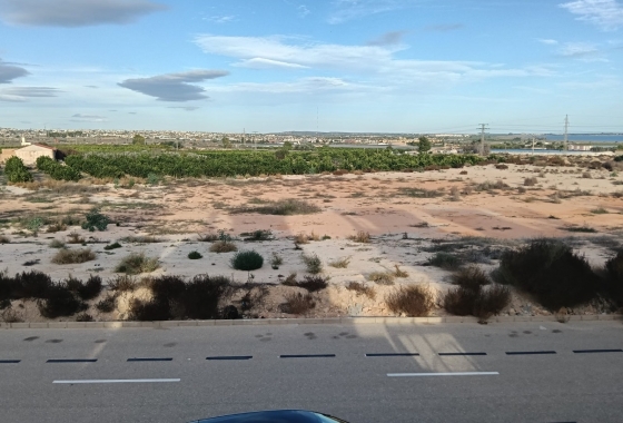 Reventa - Villa - Los Montesinos - La Herrada