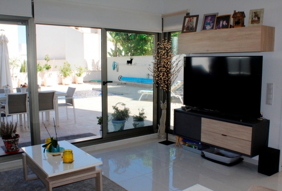 Reventa - Villa - San Miguel de Salinas - Inland