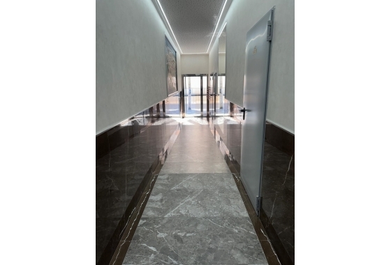 Reventa - Apartamento / piso - Torrevieja - Estacion De Autobuses