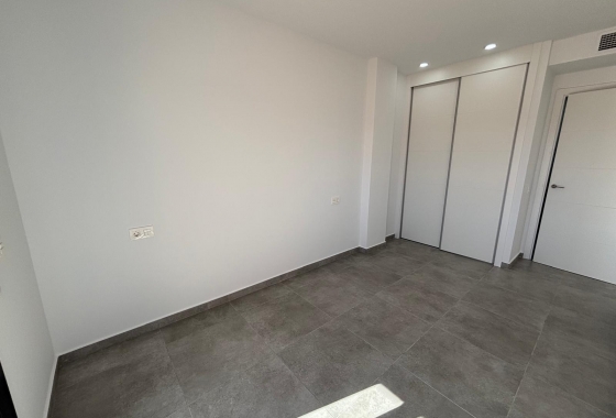 Reventa - Apartamento / piso - Torrevieja - Estacion De Autobuses