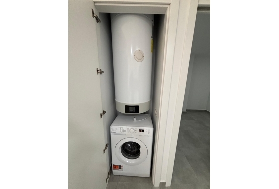 Reventa - Apartamento / piso - Torrevieja - Estacion De Autobuses