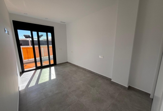 Reventa - Apartamento / piso - Torrevieja - Estacion De Autobuses