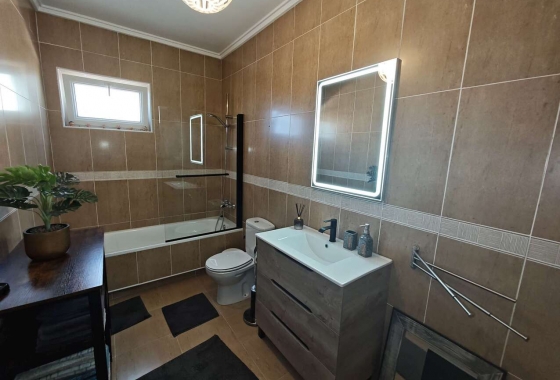 Reventa - Villa - Sax - Inland