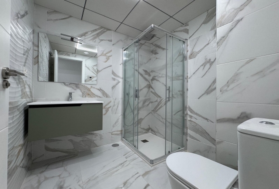 Reventa - Apartamento / piso - Torrevieja - Centro