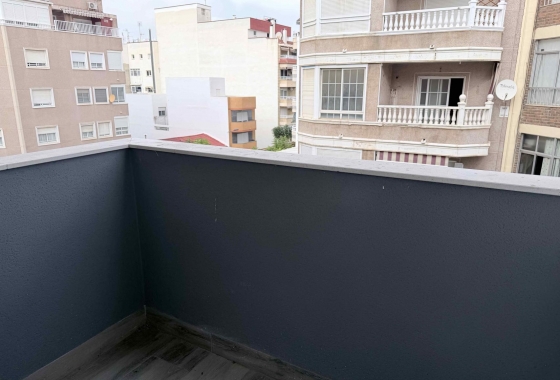 Reventa - Apartamento / piso - Torrevieja - Costa Blanca