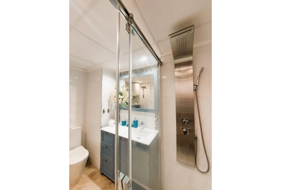 Reventa - Apartamento / piso - Torrevieja - Costa Blanca