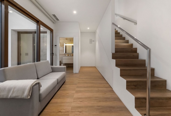 Reventa - Villa - Orihuela - Las Colinas Golf