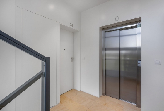 Reventa - Apartamento / piso - Orihuela - Las Colinas Golf