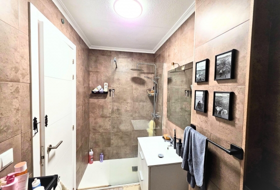 Reventa - Apartamento / piso - Torrevieja - Playa del Cura