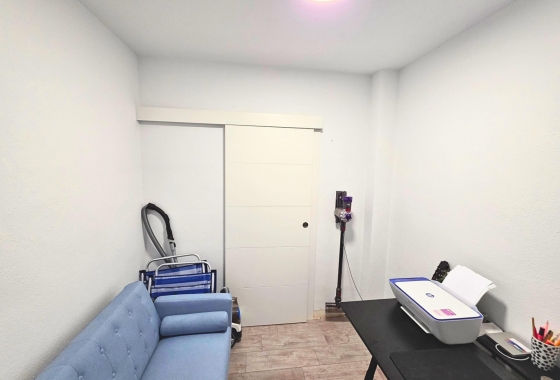 Reventa - Apartamento / piso - Torrevieja - Playa del Cura