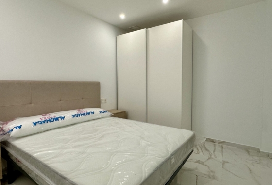 Resale - Apartment / flat - Torrevieja - Costa Blanca