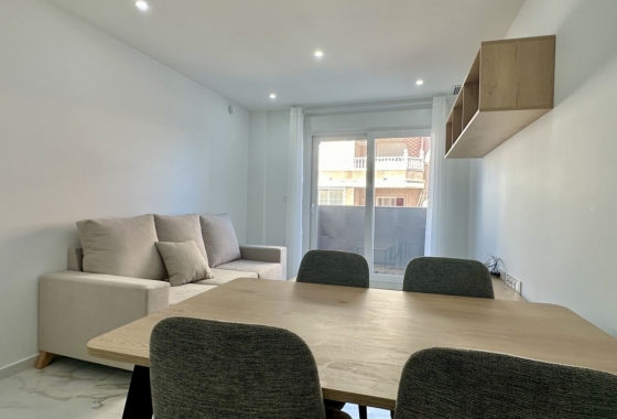 Resale - Apartment / flat - Torrevieja - Costa Blanca