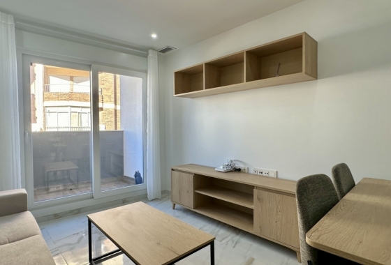 Resale - Apartment / flat - Torrevieja - Costa Blanca