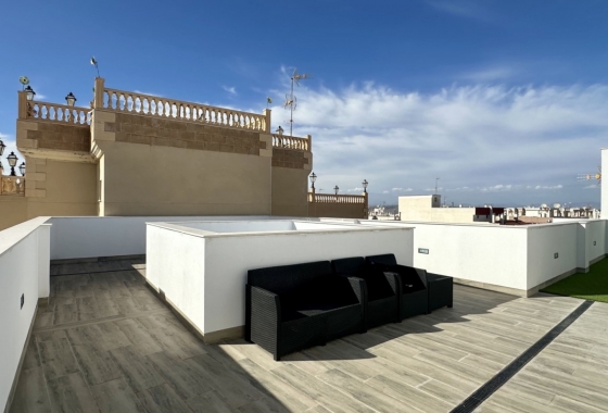 Resale - Apartment / flat - Torrevieja - Costa Blanca